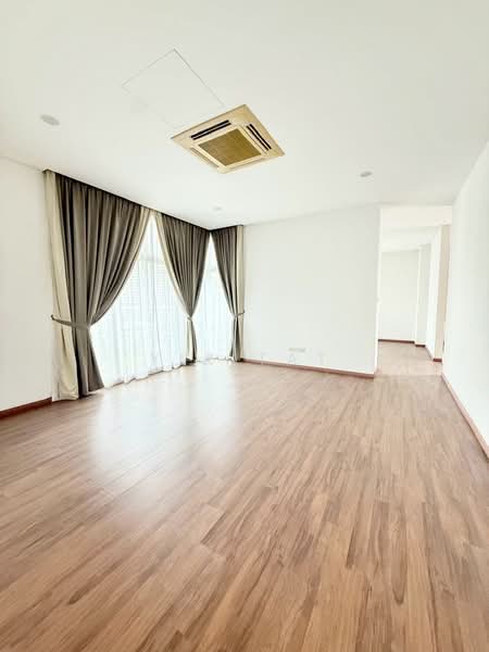 Bungalow for Sale in Straits View (Johor Bahru) - Yik Tat - PropertyGuru.com.my