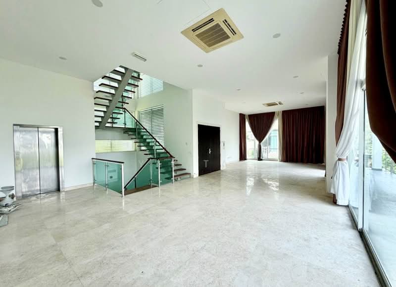 Bungalow House for Sale in Straits View (Johor Bahru) - Yik Tat - PropertyGuru.com.my