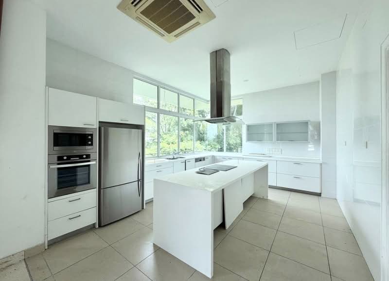 Bungalow House for Sale in Straits View (Johor Bahru) - Yik Tat - PropertyGuru.com.my