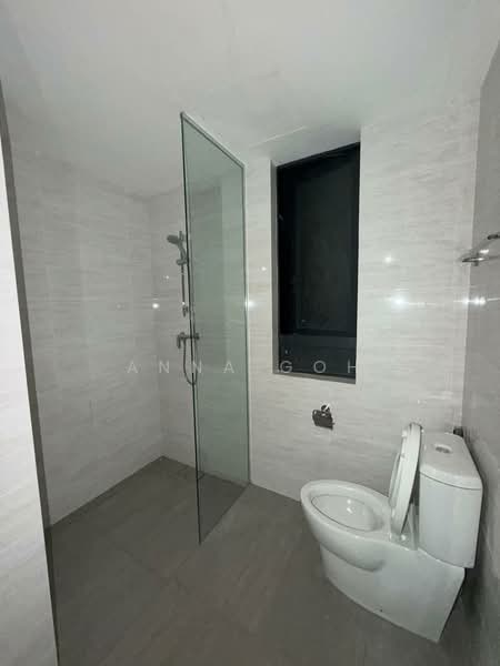 Servis Apartment untuk Disewa di Baron Residence @ Lake City - Anna Goh - Bathroom - PropertyGuru.com.my