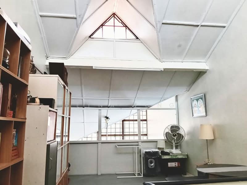 1.5-storey Terraced House for Sale in Taman Molek (Johor Bahru) - Reyna Wong - Interior - PropertyGuru.com.my