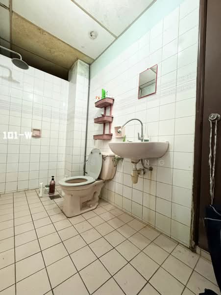 Kondominium untuk Dijual di Dynasty Condo (Dinasti Klang) - Wilson Ng - Bathroom - PropertyGuru.com.my