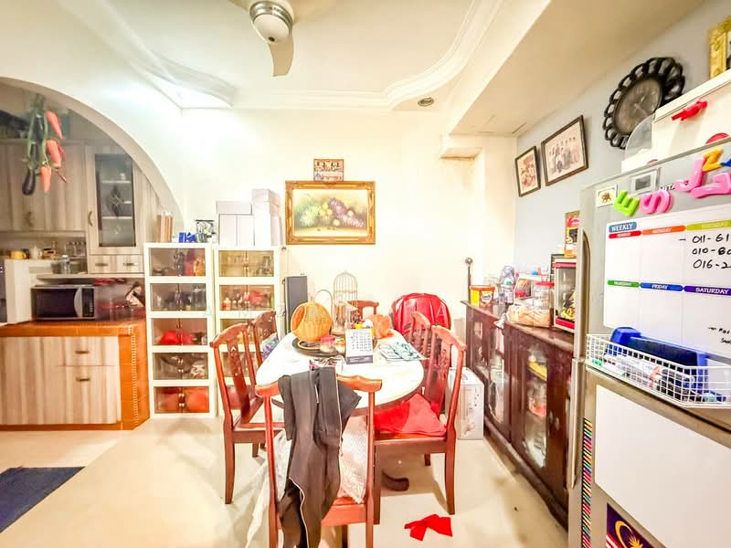 Rumah Teres 2 Tingkat untuk Dijual di Taman Medan Baru (Petaling Jaya) - Amzar Faiz - PropertyGuru.com.my