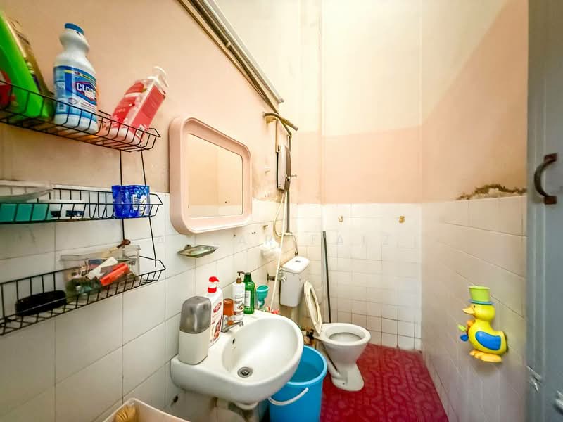Rumah Teres 2 Tingkat untuk Dijual di Taman Medan Baru (Petaling Jaya) - Amzar Faiz - PropertyGuru.com.my