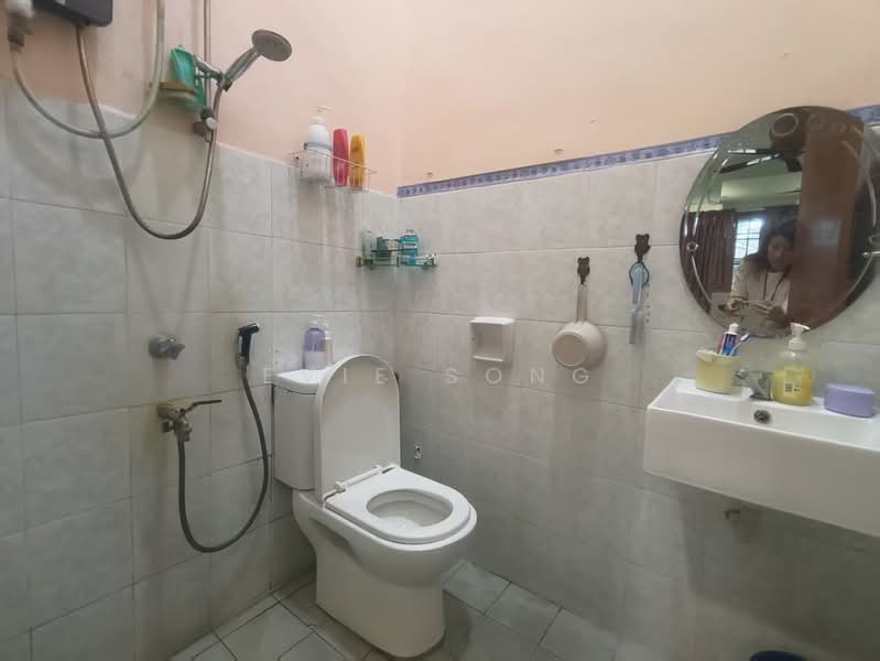 Rumah Teres 1 Tingkat untuk Dijual di Taman Sri Saujana (Kota Tinggi) - Evie Song - PropertyGuru.com.my