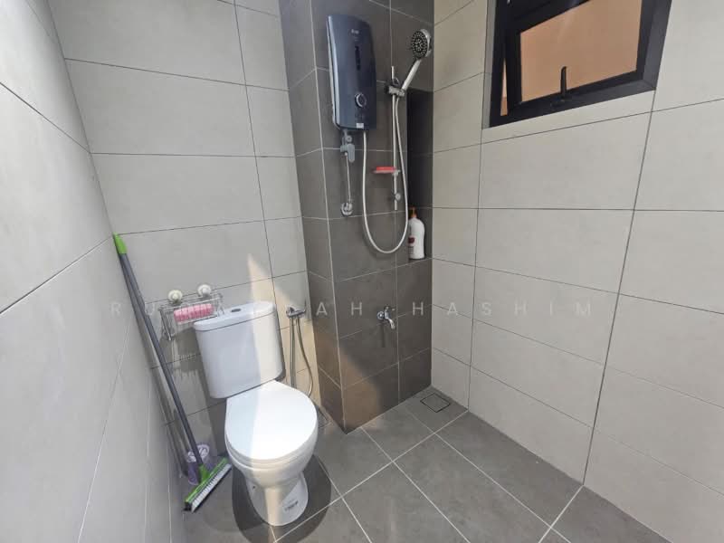 Condominium for Rent at Setia Seraya Residences - Ruqayyah Hashim - Bathroom - PropertyGuru.com.my