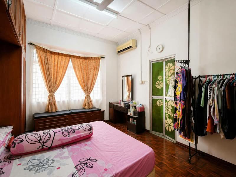 Rumah Teres 2 Tingkat untuk Dijual di Bandar Baru Uda (Johor Bahru) - Amir Faris Rusli - Bedroom - PropertyGuru.com.my