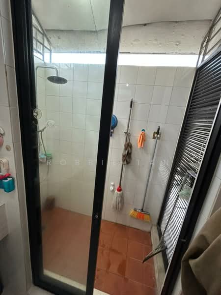 Flat for Rent at Pangsapuri Ria - Robbie Tan - PropertyGuru.com.my
