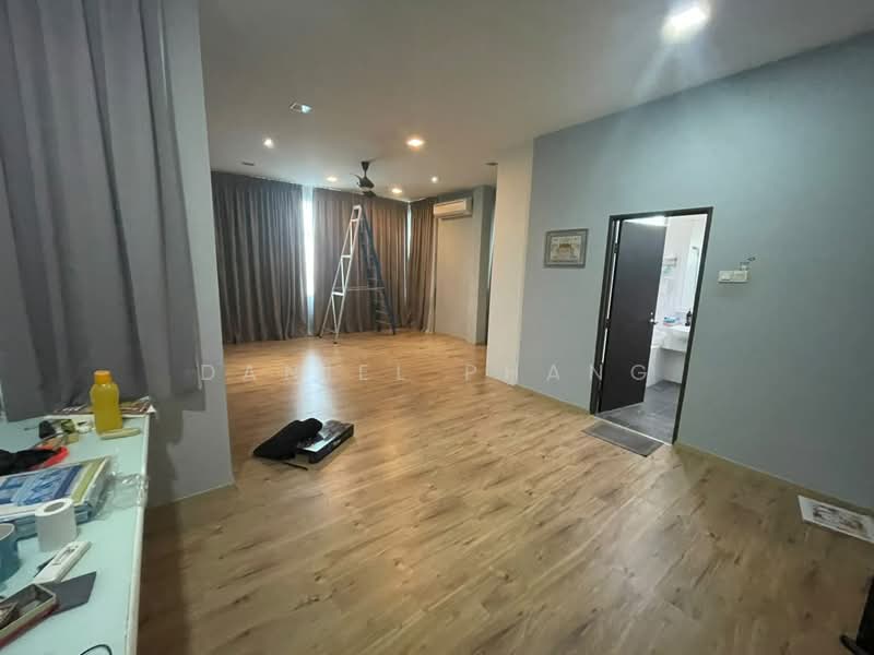 Rumah Teres 3 Tingkat untuk Dijual di Ayer Itam (Penang) - Daniel Phang - Living Room - PropertyGuru.com.my