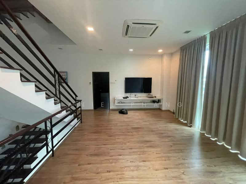 Rumah Teres 3 Tingkat untuk Dijual di Ayer Itam (Penang) - Daniel Phang - Living Room - PropertyGuru.com.my
