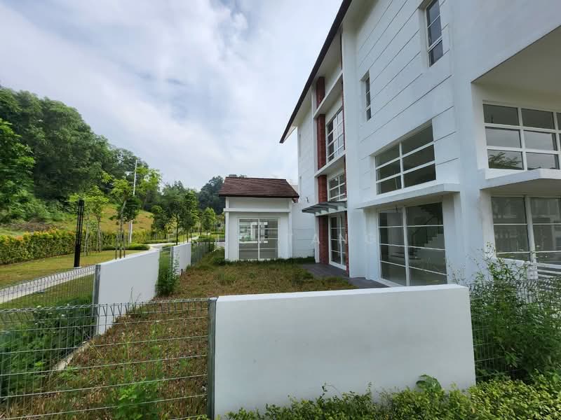 3-storey Terraced House for Sale in Alam Damai (Cheras) - Eric Tang - PropertyGuru.com.my