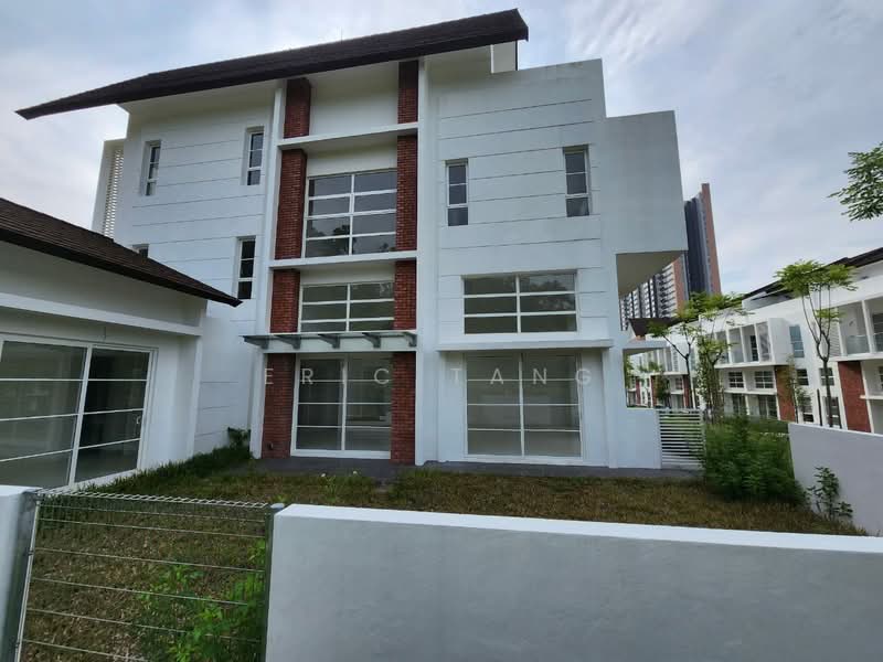 3-storey Terraced House for Sale in Alam Damai (Cheras) - Eric Tang - PropertyGuru.com.my