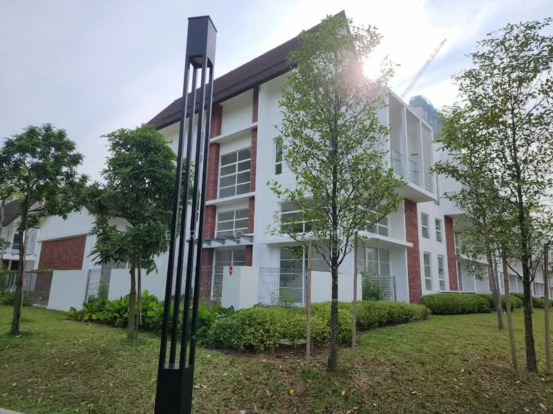 3-storey Terraced House for Sale in Alam Damai (Cheras) - Eric Tang - PropertyGuru.com.my