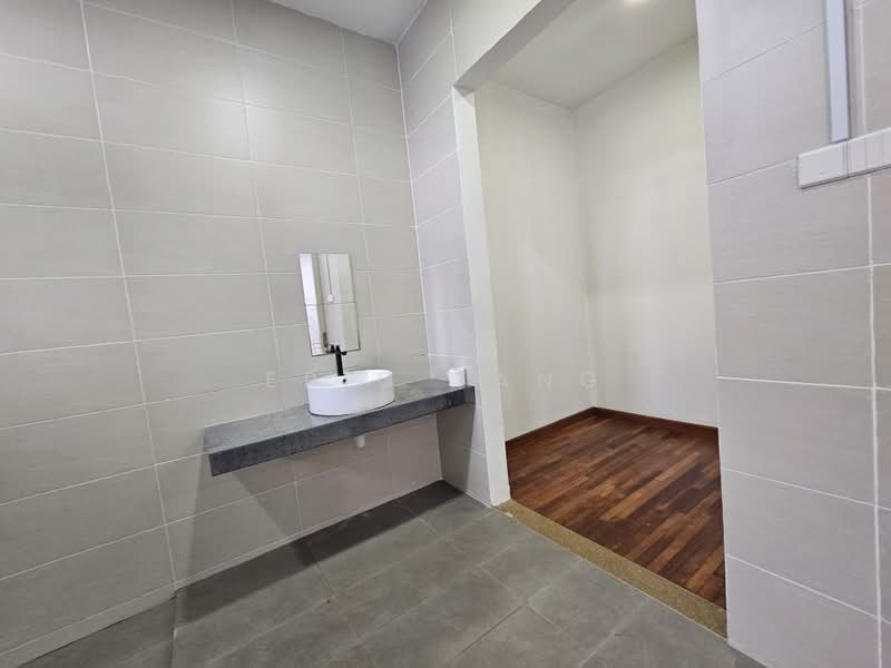 Rumah Teres untuk Dijual di Alam Damai (Cheras) - Eric Tang - PropertyGuru.com.my