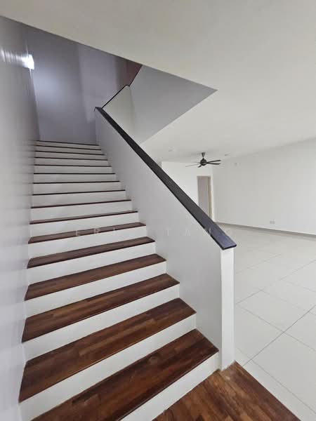 Rumah Teres untuk Dijual di Alam Damai (Cheras) - Eric Tang - PropertyGuru.com.my