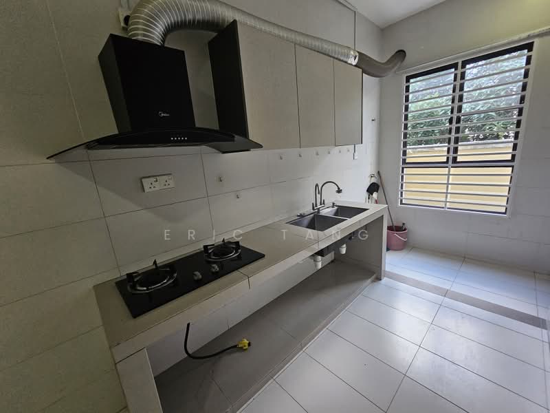 Rumah Teres untuk Dijual di Alam Damai (Cheras) - Eric Tang - PropertyGuru.com.my