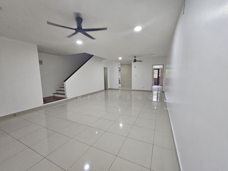 Rumah Teres untuk Dijual di Alam Damai (Cheras) - Eric Tang - PropertyGuru.com.my