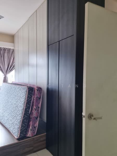 Servis Apartment untuk Dijual di Livia Residence @ C180 - Eric Tang - PropertyGuru.com.my
