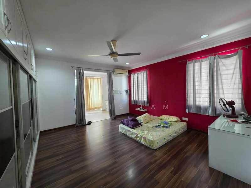 Rumah Banglo untuk Dijual di Bandar Country Homes (Rawang) - Lewis Tam - PropertyGuru.com.my