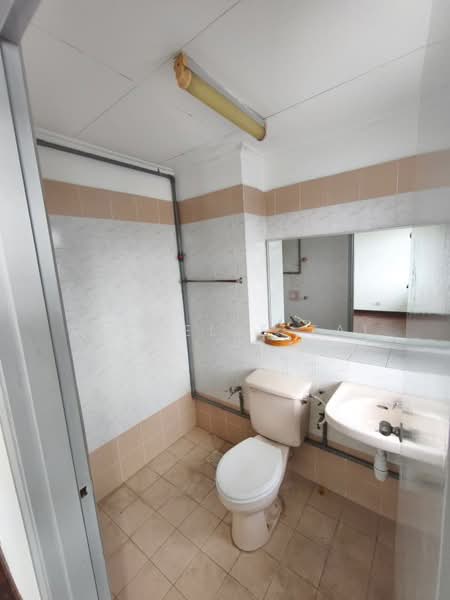 Apartment for Rent at Arcadia - Michelle Tai - Bathroom - PropertyGuru.com.my