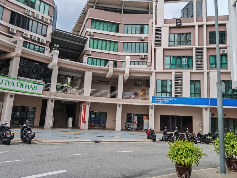 Servis Apartment untuk Disewa di Hedgeford 10 Residences - Jovi Soh - Exterior - PropertyGuru.com.my