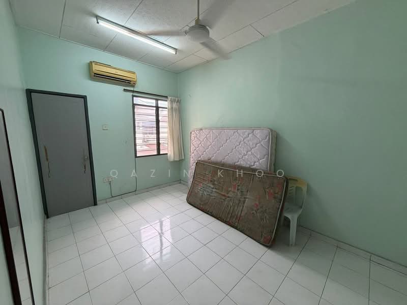 Rumah Teres 2 Tingkat untuk Dijual di Taman Pinji Mewah (Ipoh) - Qazin Khoo - Bedroom - PropertyGuru.com.my