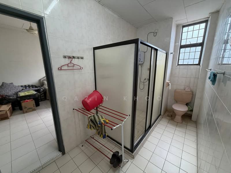 Rumah Teres 2 Tingkat untuk Dijual di Taman Pinji Mewah (Ipoh) - Qazin Khoo - Bathroom - PropertyGuru.com.my
