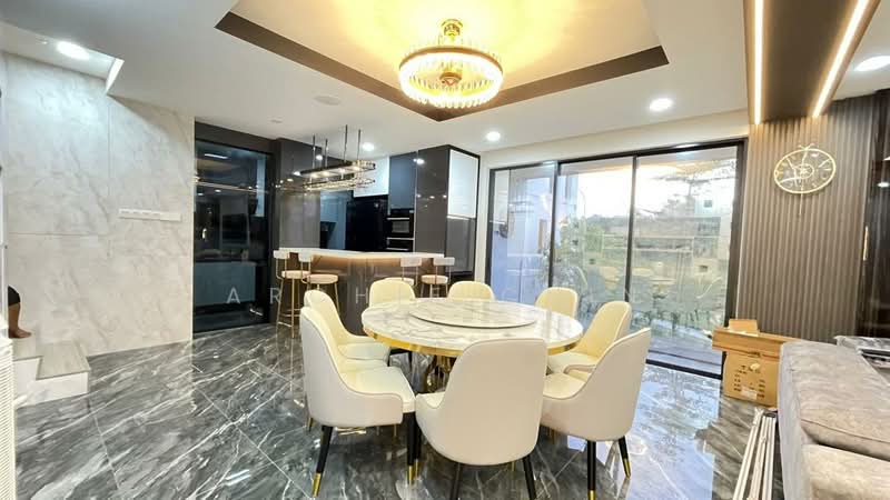 3-storey Terraced House for Sale in Seri Kembangan (Selangor) - Archie Chin - Dining Room - PropertyGuru.com.my