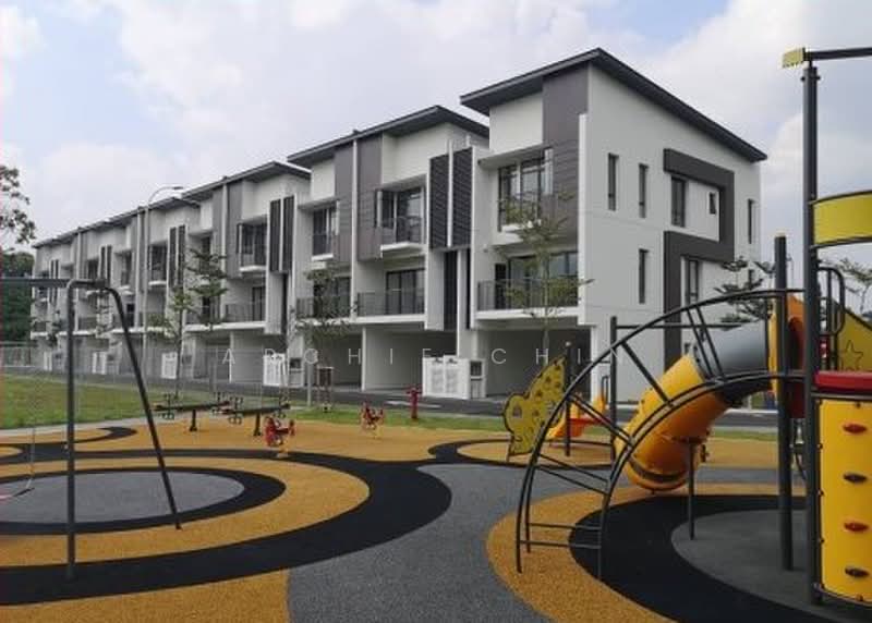 3-storey Terraced House for Sale in Seri Kembangan (Selangor) - Archie Chin - Exterior - PropertyGuru.com.my