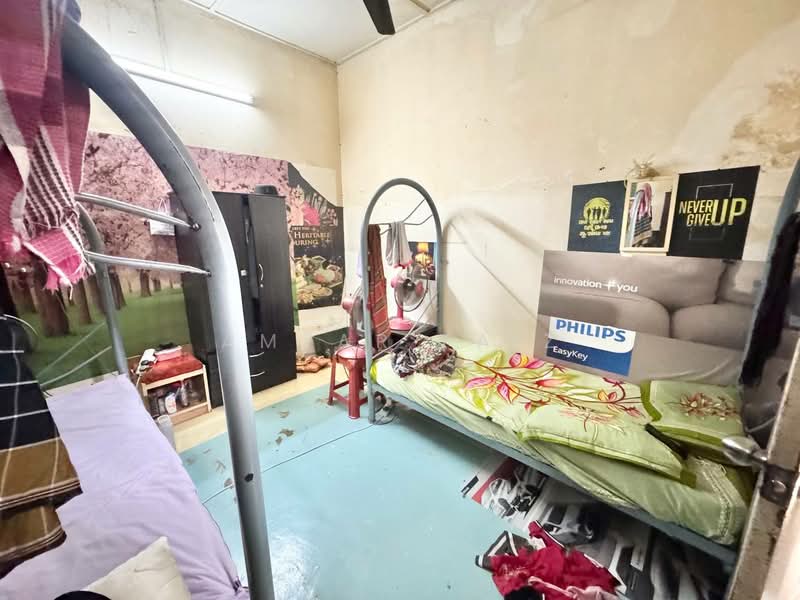 1-storey Terraced House for Sale in Seksyen 2 (Shah Alam) - Amzar Faiz - PropertyGuru.com.my