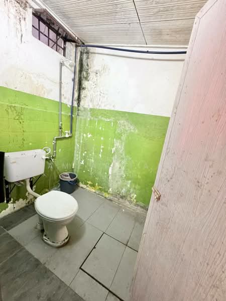 1-storey Terraced House for Sale in Seksyen 2 (Shah Alam) - Amzar Faiz - PropertyGuru.com.my