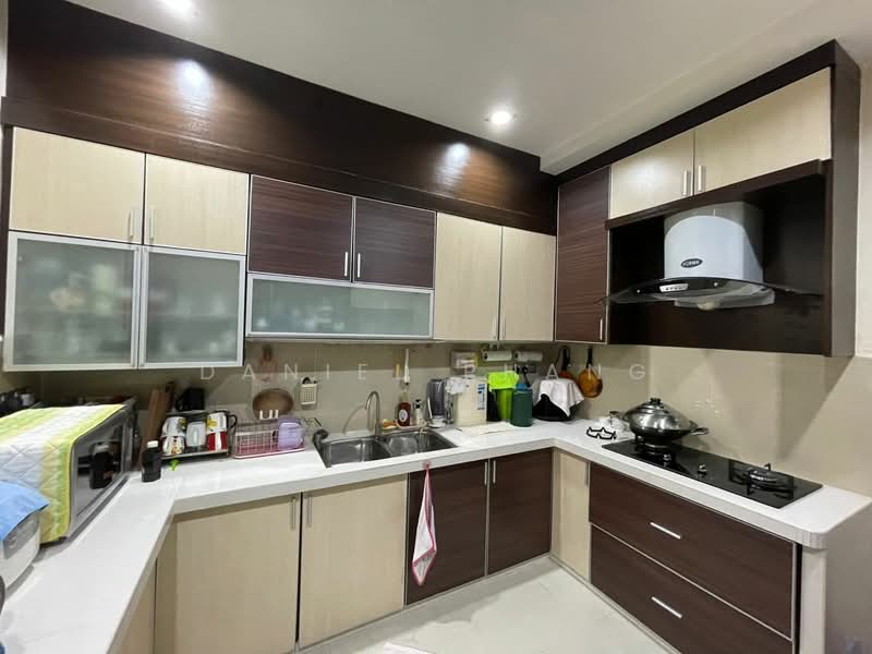 3-storey Terraced House for Sale in Tanjung Bungah (Penang) - Daniel Phang - Kitchen - PropertyGuru.com.my