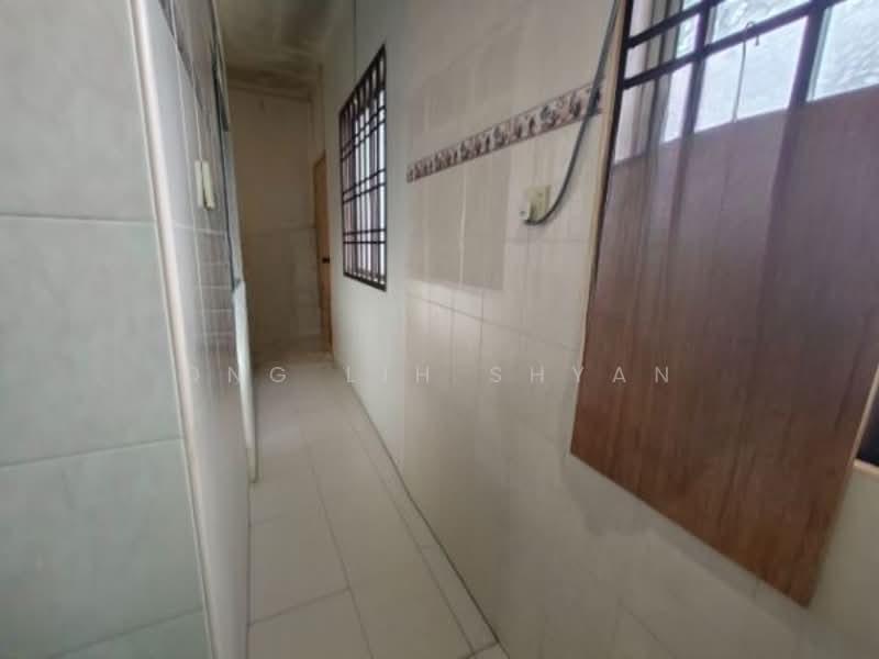 1-storey Terraced House for Sale in Taman Nusa Jaya Mas (Iskandar Puteri (Nusajaya)) - Ong Lih Shyan - Corridor - PropertyGuru.com.my
