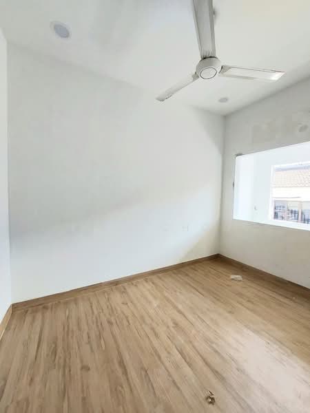 Rumah Teres 1 Tingkat untuk Dijual di Taman Rinting (Masai) - Fion Choo - PropertyGuru.com.my