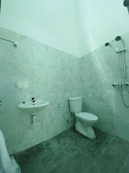 1-storey Terraced House for Sale in Ipoh (Perak) - Vincent Chin - Bathroom - PropertyGuru.com.my