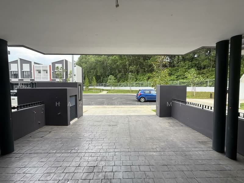 Rumah Teres 2 Tingkat untuk Dijual di Shah Alam (Selangor) - Hazwan Hilmi - Exterior - PropertyGuru.com.my