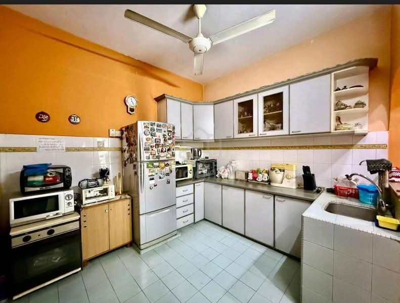 Rumah Teres 2 Tingkat untuk Dijual di Usj 11 (Subang Jaya) - Shaziery Iskandar - Kitchen - PropertyGuru.com.my