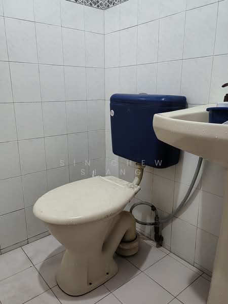 Pangsapuri untuk Disewa di Daya View - Sin Chew Siang - Bathroom - PropertyGuru.com.my