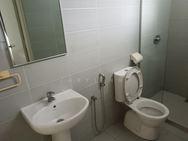 Kondominium untuk Dijual di Bukit Robson Condominium - Jaryl Ng - Bathroom - PropertyGuru.com.my
