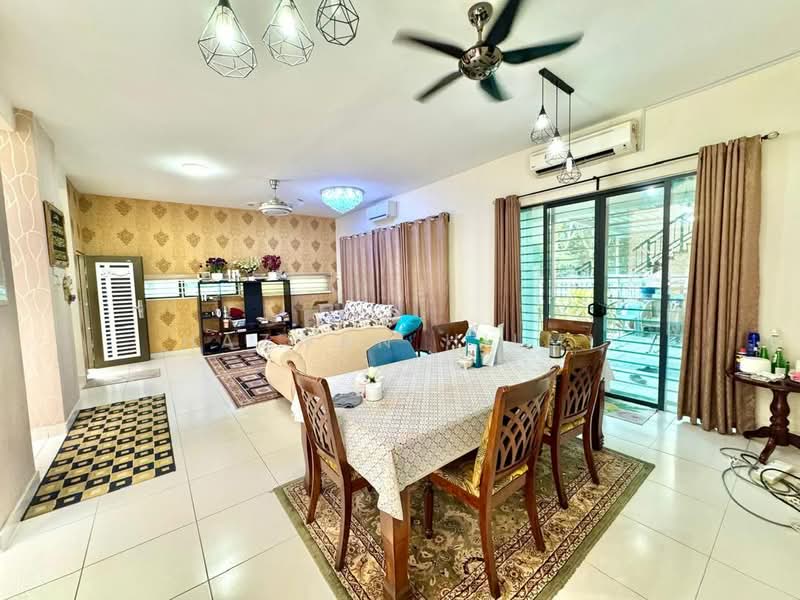 2-storey Terraced House for Sale in Shah Alam (Selangor) - Hazwan Hilmi - Living Room - PropertyGuru.com.my