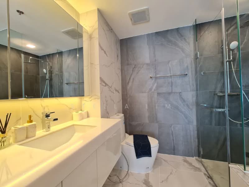 Service Residence for Sale at Serviced Residence @ Shaftsbury Putrajaya - Stella Lim - Bathroom - PropertyGuru.com.my