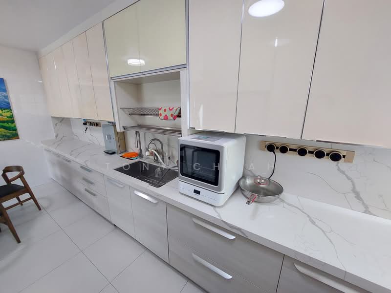 Kondominium untuk Dijual di Boulevard Condominium (BLVD) - Tony Cheah - Kitchen - PropertyGuru.com.my