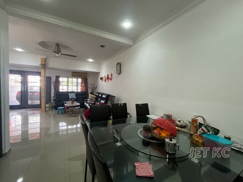2-storey Terraced House for Sale in Teluk Pulai (Klang) - Stephanie Lim - Living Room - PropertyGuru.com.my