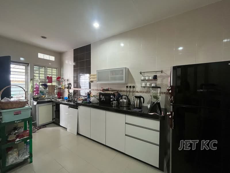 2-storey Terraced House for Sale in Teluk Pulai (Klang) - Stephanie Lim - Kitchen - PropertyGuru.com.my