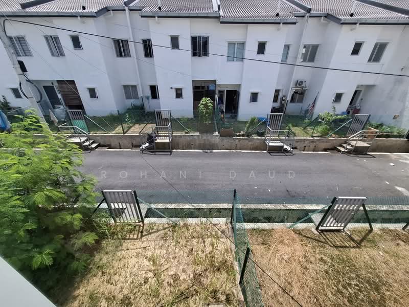 2-storey Terraced House for Rent in Iringan Bayu (Seremban) - Rohani Daud - Exterior - PropertyGuru.com.my
