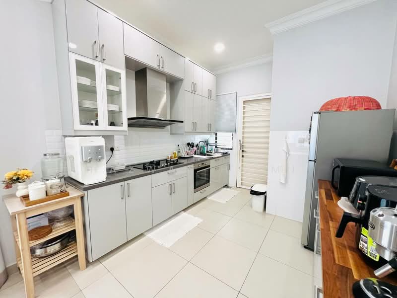 2-storey Terraced House for Sale in Alam Impian (Shah Alam) - Hazwan Hilmi - Kitchen - PropertyGuru.com.my
