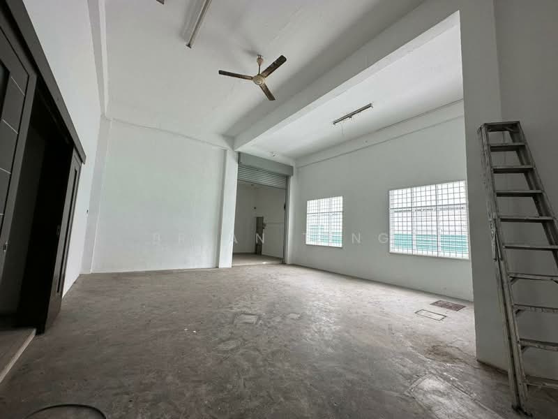 Semi-D Factory for Rent in Permatang Tinggi (Kepala Batas) - Bryan Teng - Interior - PropertyGuru.com.my