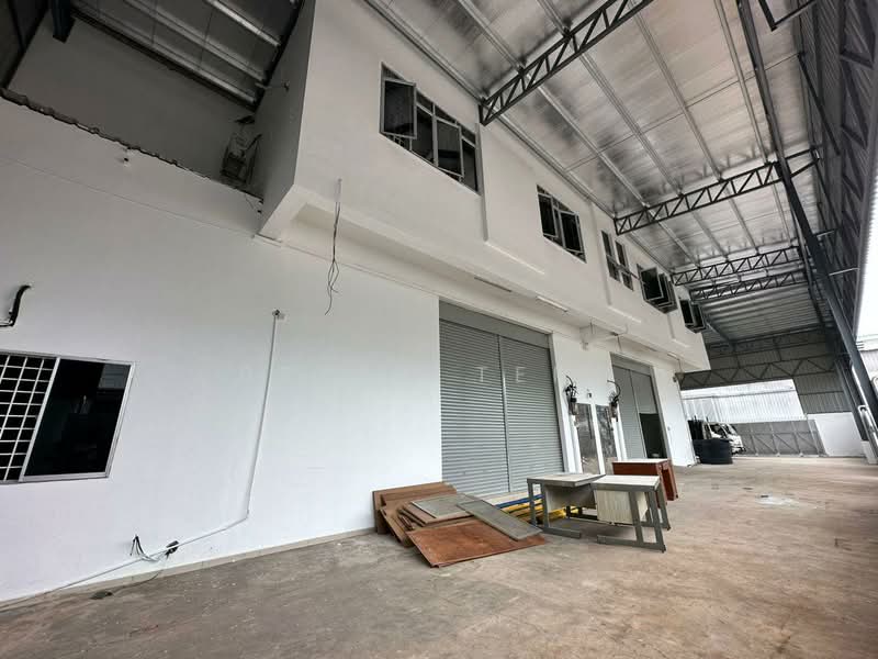 Semi-D Factory for Rent in Permatang Tinggi (Kepala Batas) - Bryan Teng - Exterior - PropertyGuru.com.my