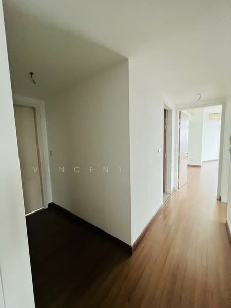 Servis Apartment untuk Dijual di Aragreens - Vincent Yeoh - Corridor - PropertyGuru.com.my