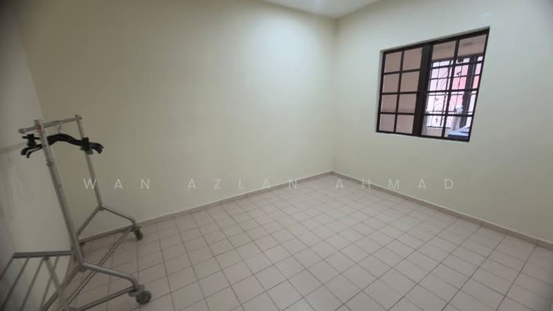 2-storey Terraced House for Sale in Bukit Jelutong (Shah Alam) - Wan Azlan Ahmad - PropertyGuru.com.my